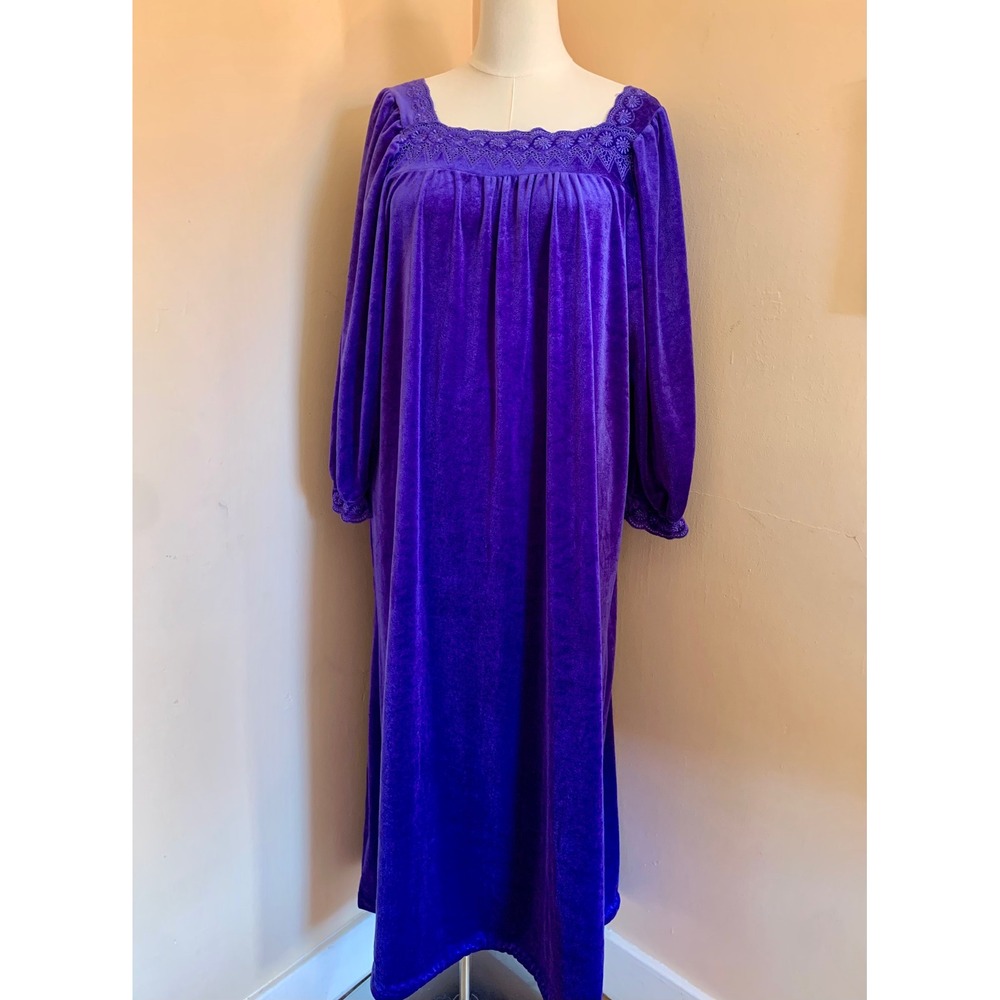 Vintage Purple Velour Maxi Nightgown Lace Trim Long Sleeve Square Neck Lounge